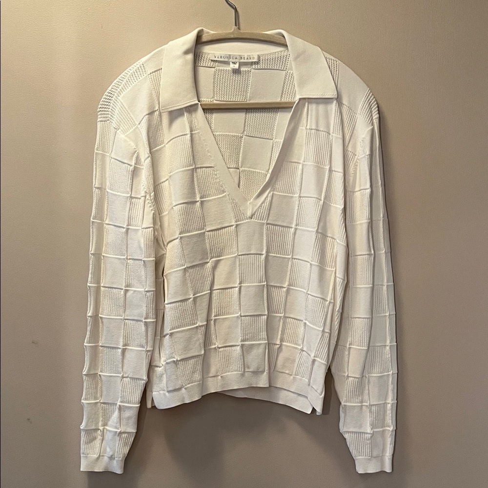 Versatile Veronica Beard White V-Neck Sweater with Grid Pattern
